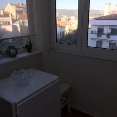 Unique Monsanto View 2 Bedrooms In Campolide *