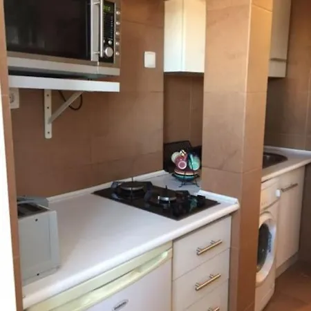 Unique Monsanto View 2 Bedrooms In Campolide Lisbon