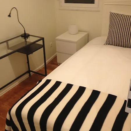 Unique Monsanto View 2 Bedrooms In Campolide Lisbon