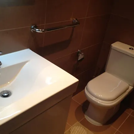 Unique Monsanto View 2 Bedrooms In Campolide *